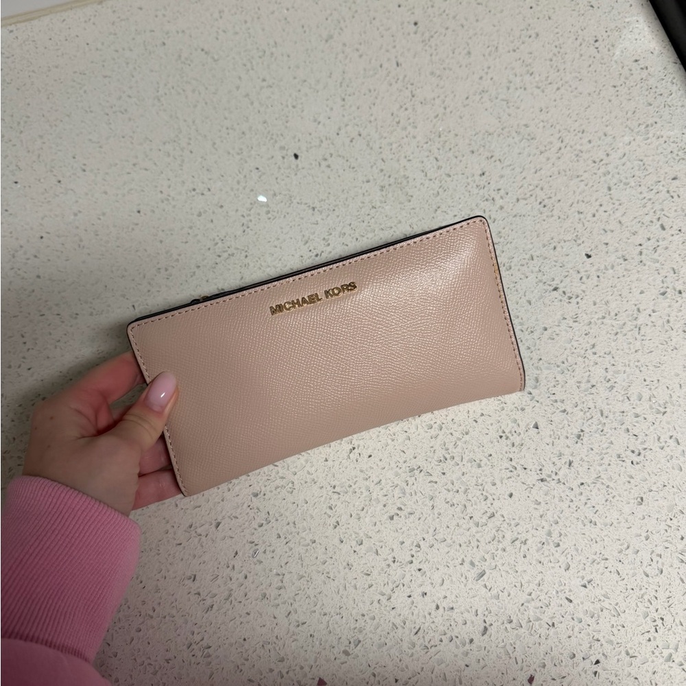 Michael Kors Pale Pink Pebbled Leather Zip Wallet with Gold Logo